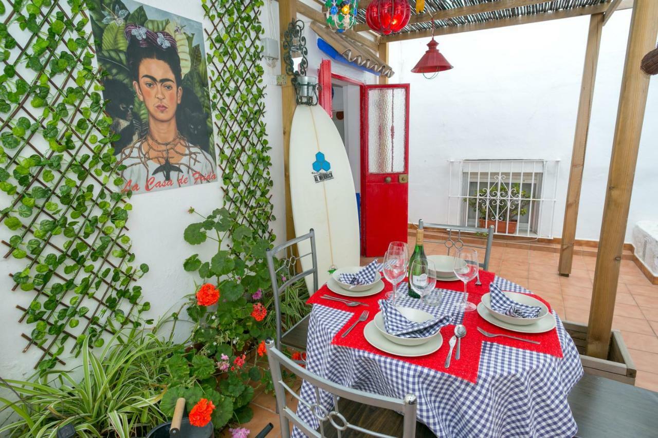 El Mundo De Frida Parking Y Terraza Conil De La Frontera Exterior foto